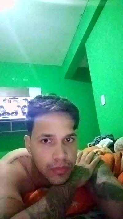 Germano97 live cam on Cam4