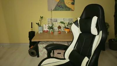 Germanyhot19 live cam on Cam4
