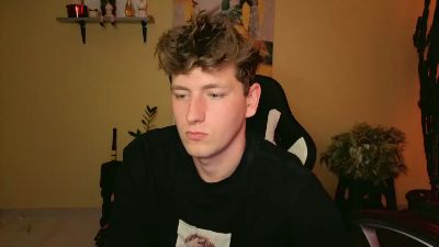 Germanyhot19 live cam on Cam4