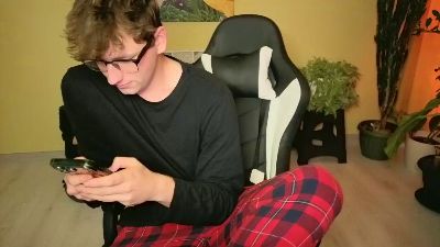 Germanyhot19 live cam on Cam4