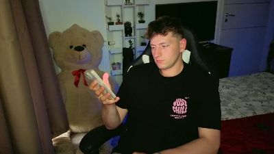 Germanyhot19 live cam on Cam4