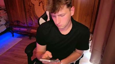 Germanyhot19 live cam on Cam4