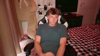 Germanyhot19 live cam on Cam4