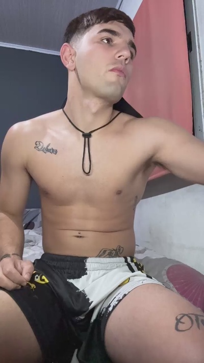 Gerocribi live cam on Cam4