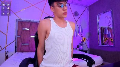 Gerony live cam on Cam4