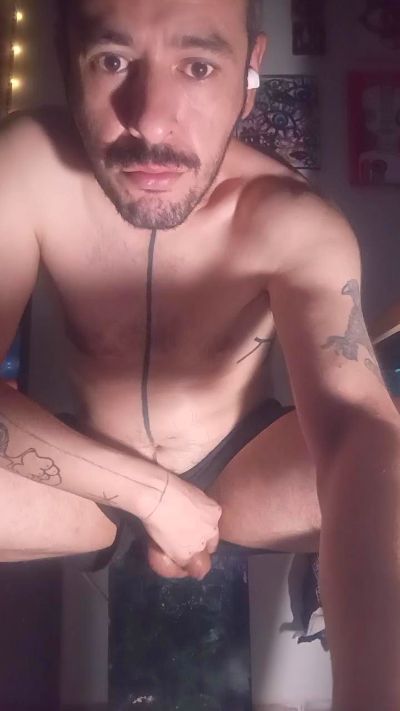 Ggald1 live cam on Cam4