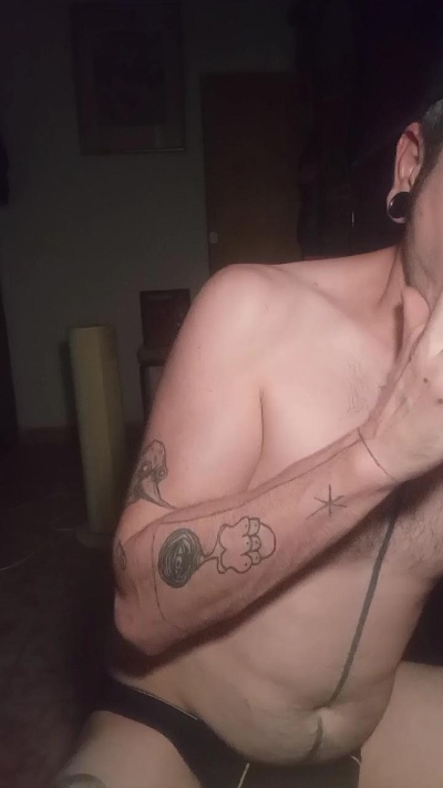 Ggald1 live cam on Cam4