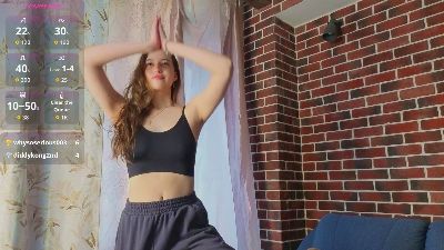GhislaineEken live cam on Cam4