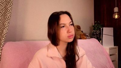 GhislaineEken live cam on Cam4