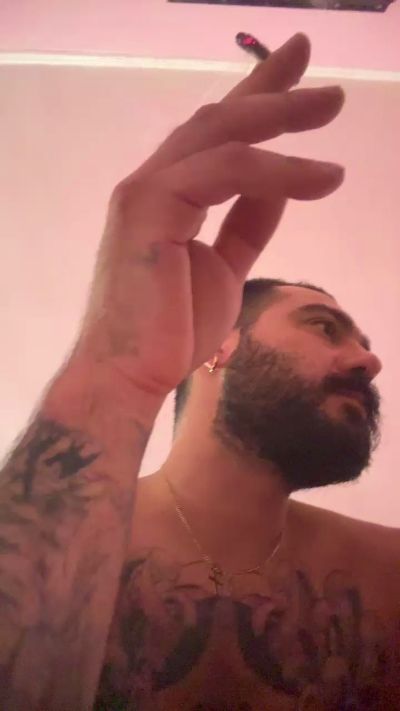 Giancarlino97 live cam on Cam4