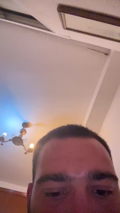 Giancarlino97 live cam on Cam4