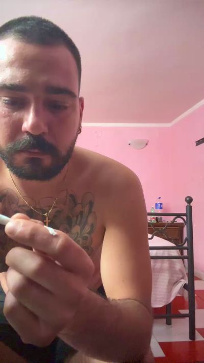 Giancarlino97 live cam on Cam4