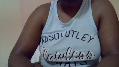 Giannah01 live cam on Cam4