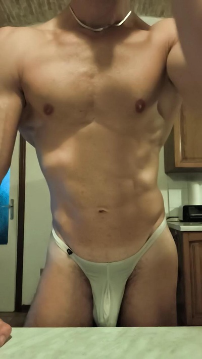Gil_Hot_ live cam on Cam4