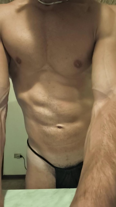 Gil_Hot_ live cam on Cam4