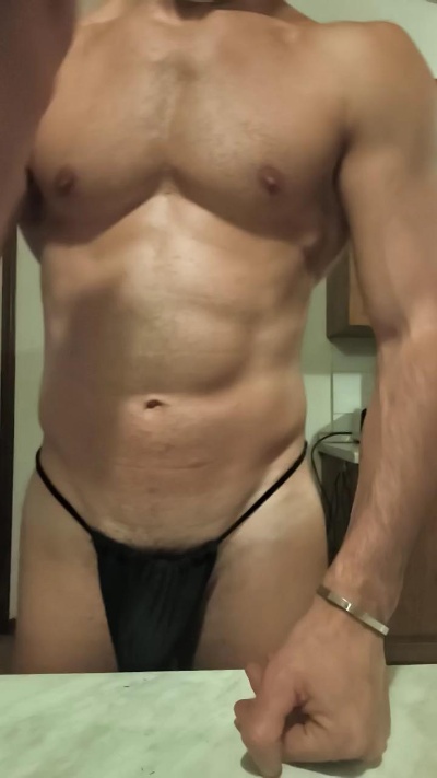 Gil_Hot_ live cam on Cam4