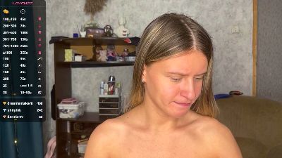 GildaFrymier live cam on Cam4