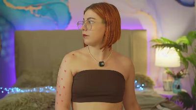 GingerPinky live cam on Cam4