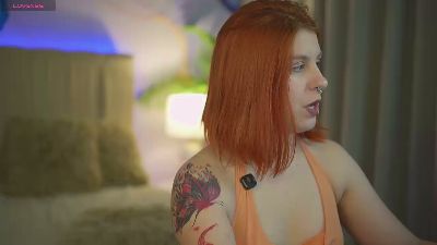 GingerPinky live cam on Cam4