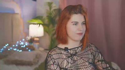 GingerPinky live cam on Cam4