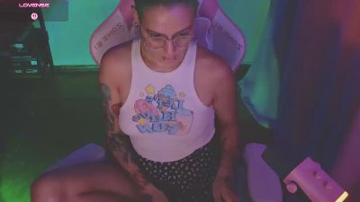 Ginger_Stay live cam on Cam4