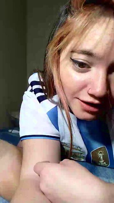 Gingerfire97 live cam on Cam4