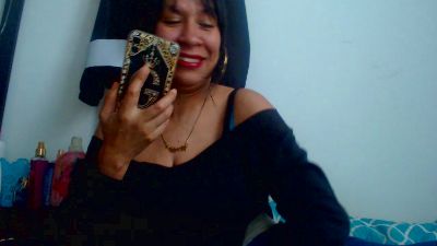 Gio48hot live cam on Cam4