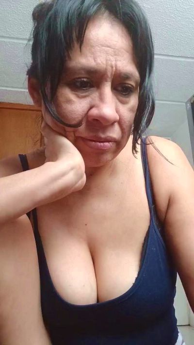 Gio48hot live cam on Cam4