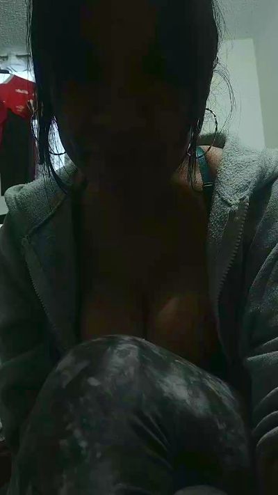 Gio48hot live cam on Cam4