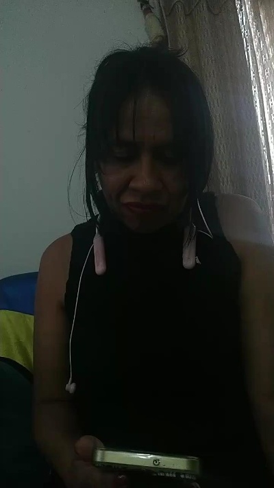 Gio48hot live cam on Cam4