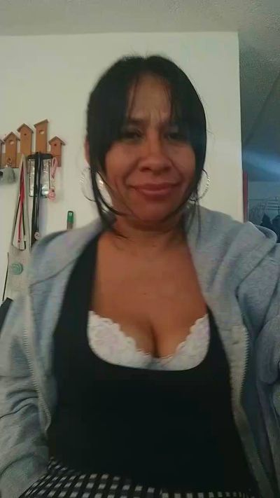 Gio48hot live cam on Cam4