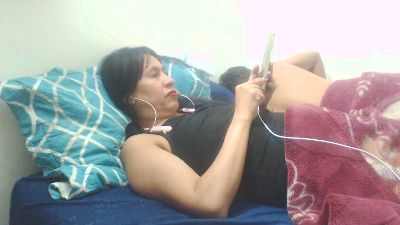 Gio48hot live cam on Cam4