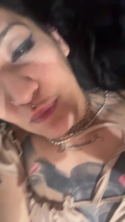 Gio_fan live cam on Cam4
