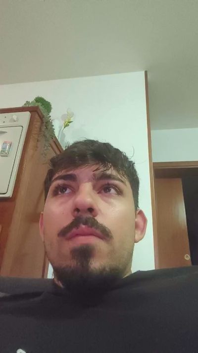 Giorgio_gigi live cam on Cam4