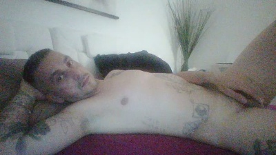 Giovi3183 live cam on Cam4