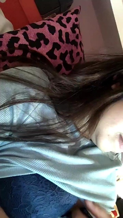 Gipsy8900 live cam on Cam4