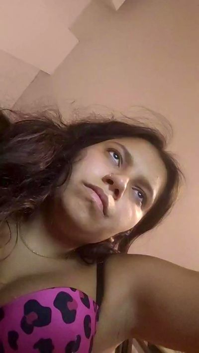 Gipsy live cam on Cam4