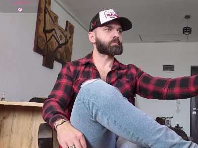 GipsyKingRo live cam on Cam4