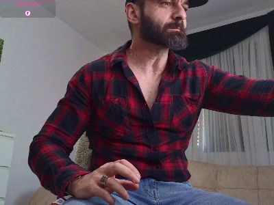 GipsyKingRo live cam on Cam4