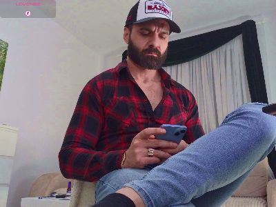 GipsyKingRo live cam on Cam4