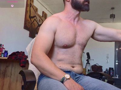 GipsyKingRo live cam on Cam4