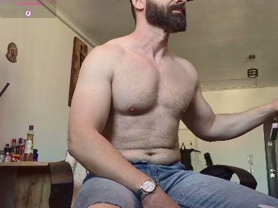 GipsyKingRo live cam on Cam4