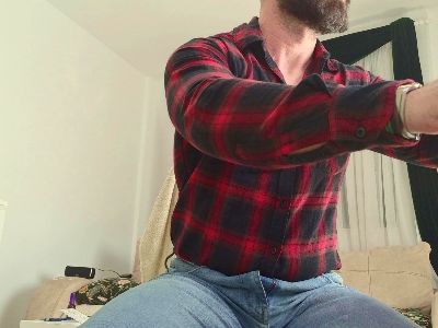 GipsyKingRo live cam on Cam4