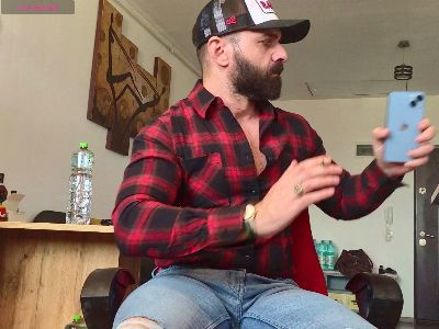 GipsyKingRo live cam on Cam4