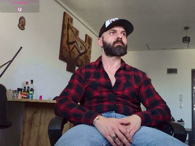 GipsyKingRo live cam on Cam4