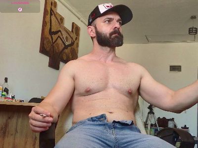 GipsyKingRo live cam on Cam4