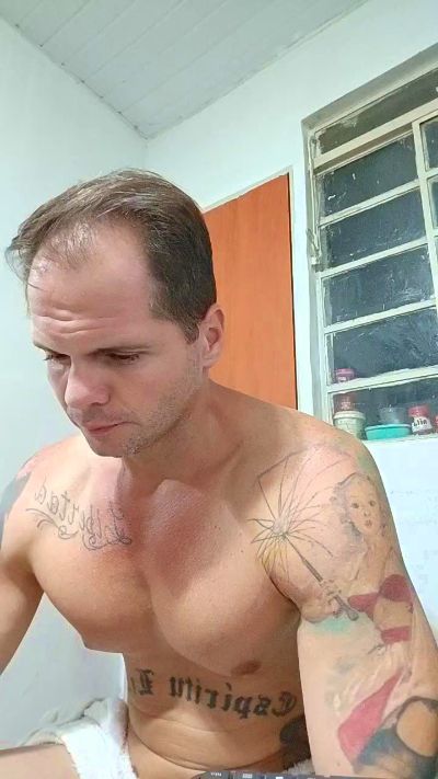 Giricotta live cam on Cam4