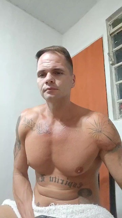 Giricotta live cam on Cam4