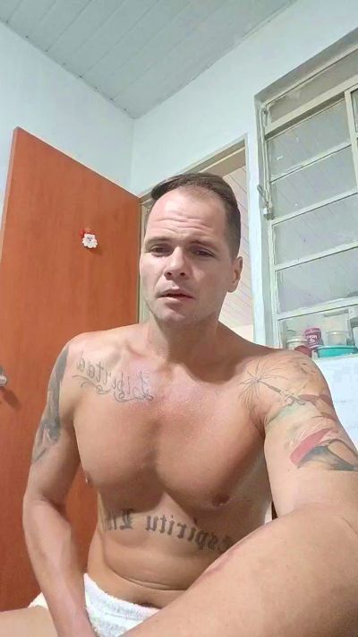 Giricotta live cam on Cam4