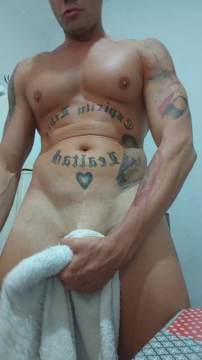 Giricotta live cam on Cam4